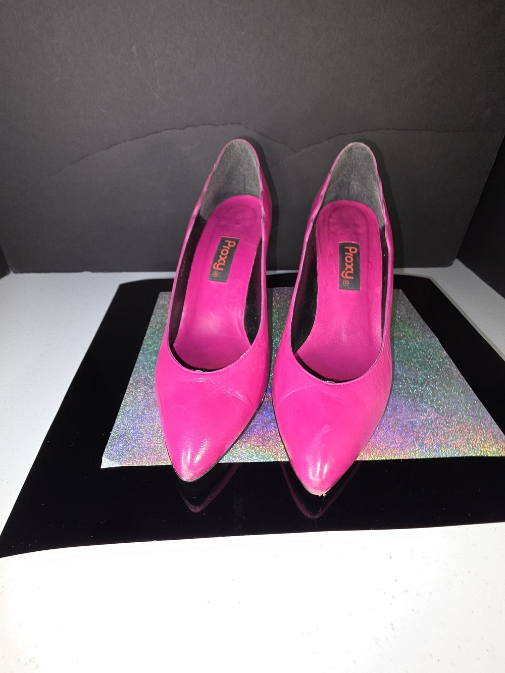 Proxy Vintage 80's Bright Pink Scalloped-Edge Sculpted Heel Women's Pumps Sz 8M - Picture 5 of 17